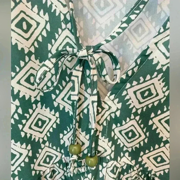 SundayUp Geometric Bohemian Dress Women’s Medium Green Midi Boho - Picture 12 of 13